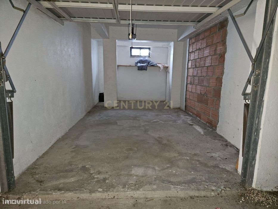 Excelente oportunidade – Garagem 18 m² em Alcains