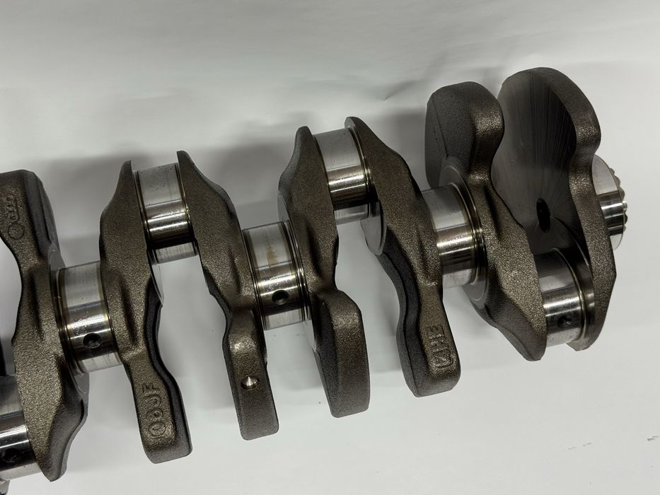 Колінвал 1.8TSI CDA Skoda Octavia A5 FL 050105189B Коленвал Шкода А5