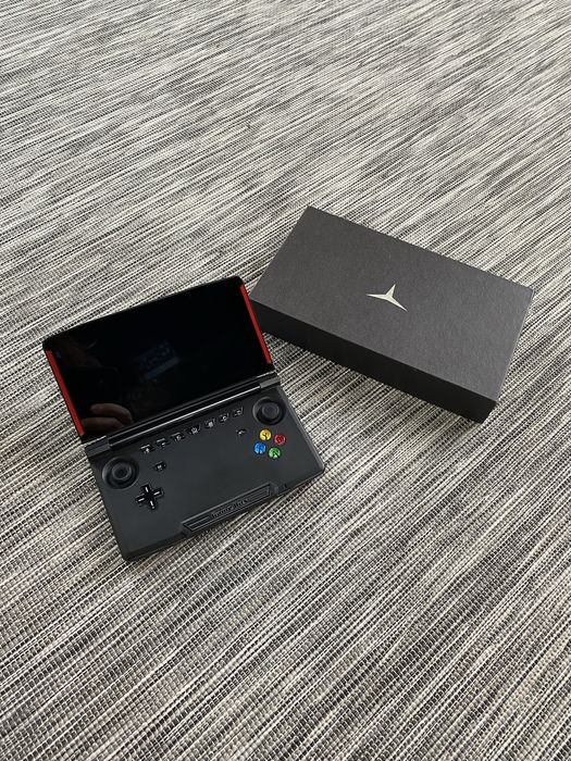 Портативна ігрова приставка (консоль) Powkiddy X18 Android +SD на 32GB