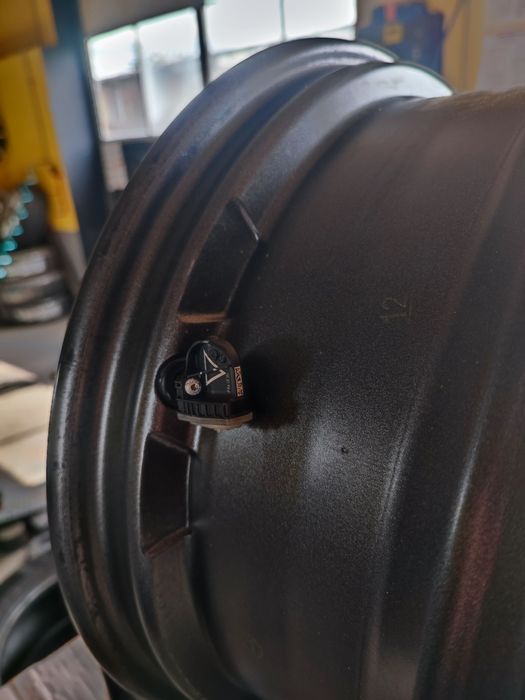 Felgi Alufelgi 4x108 6,5J 16 Cali ET 37,5 | Ford Transit Fiesta Turneo