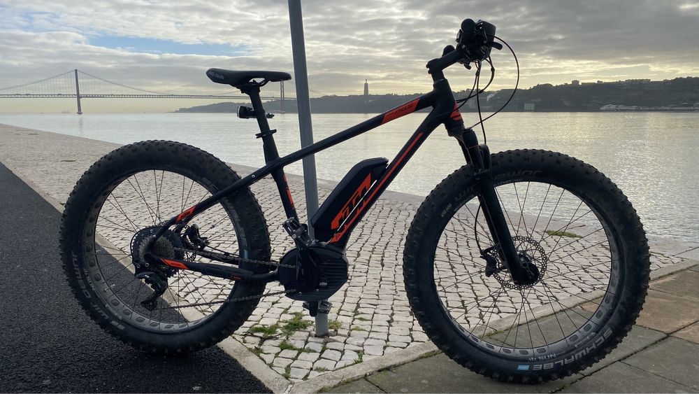 Bicicleta Eléctrica KTM Macina Freeze