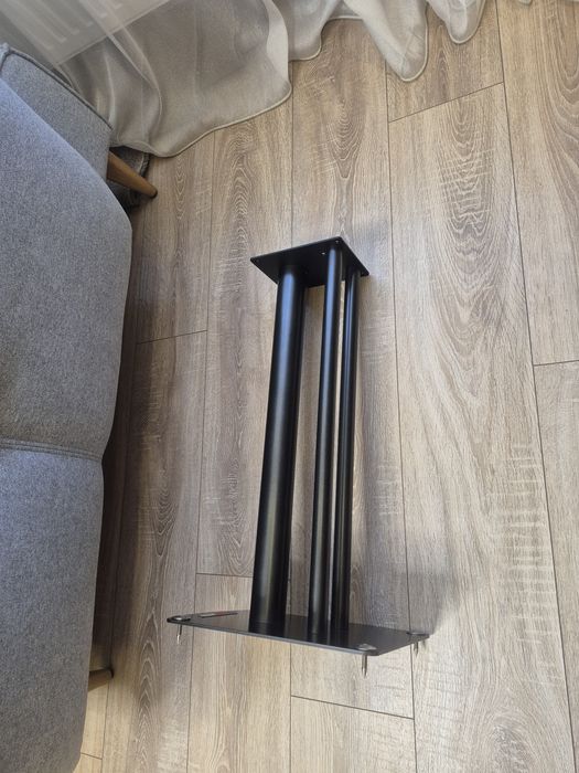 Подставки , стойки для полочной акустики