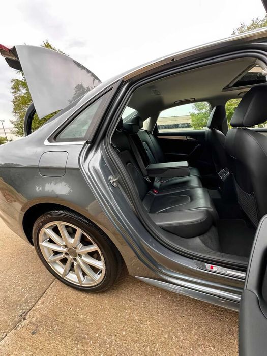 Audi A4      2015