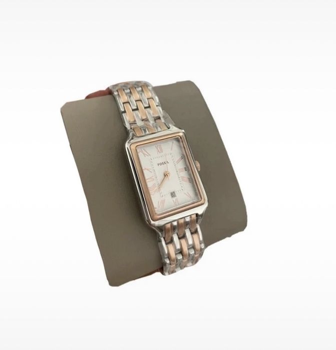 Rélogio Furla dourado e prateado novo