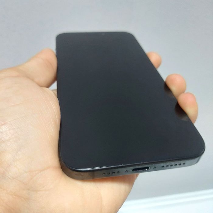 iphone 15 pro max 256 Физична сим карта