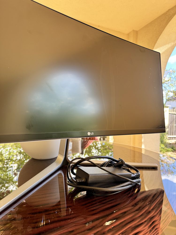Uszkodzony monitor  LG 29UC97C-B Curved czarny