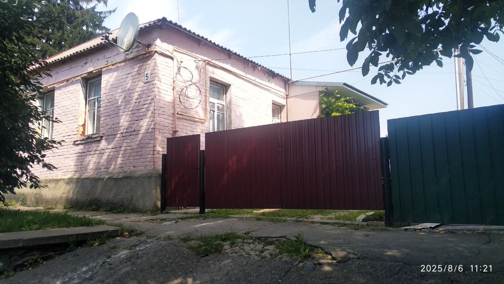 Тараща. Продаж 4кімн.кв 85м.кв в центрі