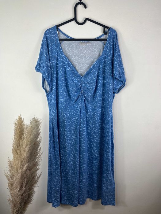 Niebieska wiskozowa sukienka w białe groszki Body Flirt rozmiar 52/54