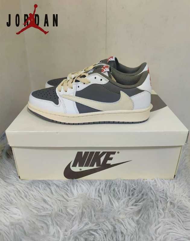 Jordan 1 Retro Low OG SP Travis Scott Reverse Mocha R.42