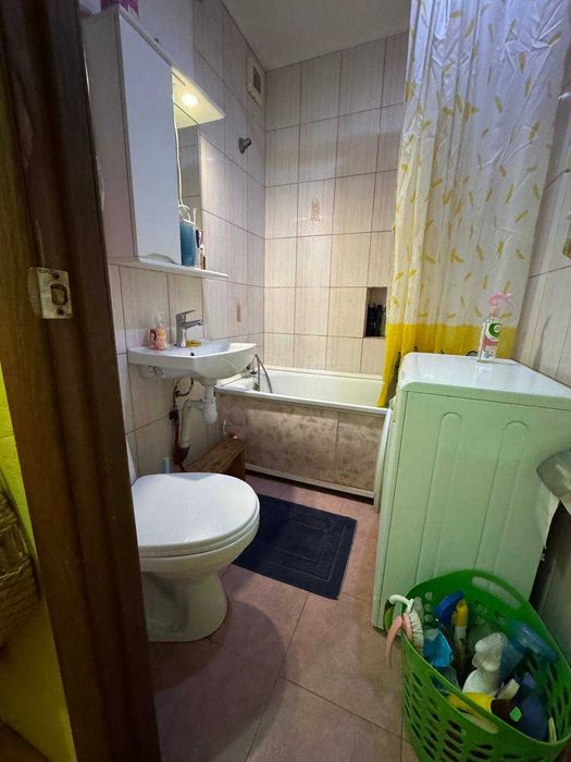 Продам 2 к квартиру біля моря