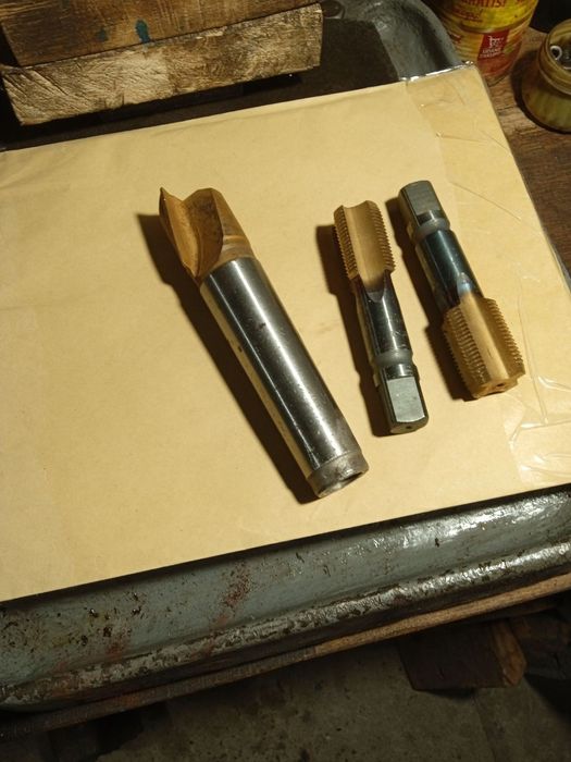 Продам мітчики- м 27/крок 2