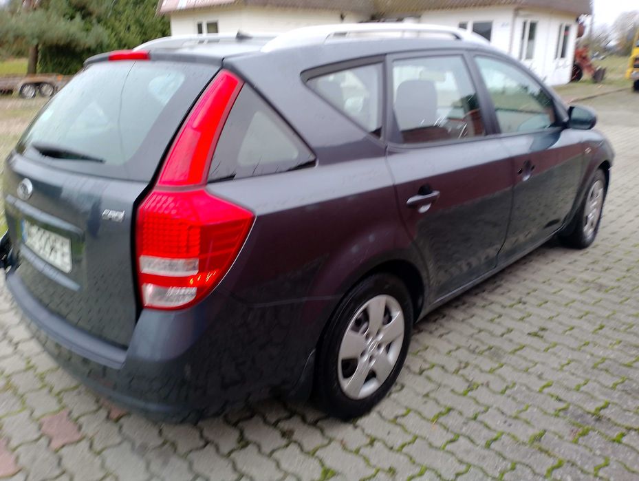 KIA CEED 2011 r przebieg 99 tys.
