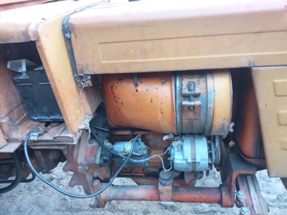 Продам Трактор Т25