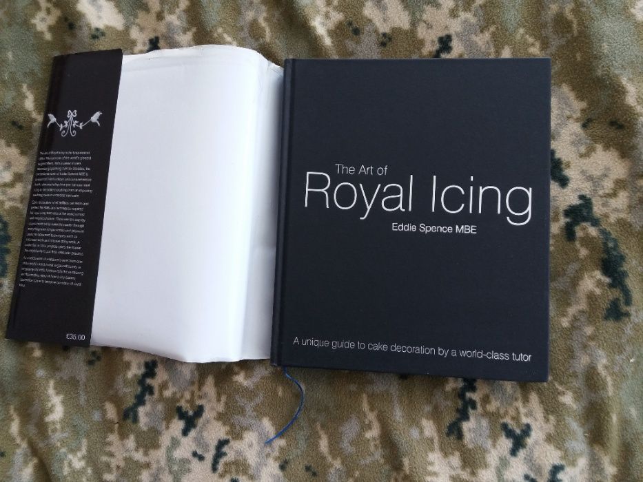 Книга по Айсингу (The Art of Royal Icing.Eddie Spence MBE).
