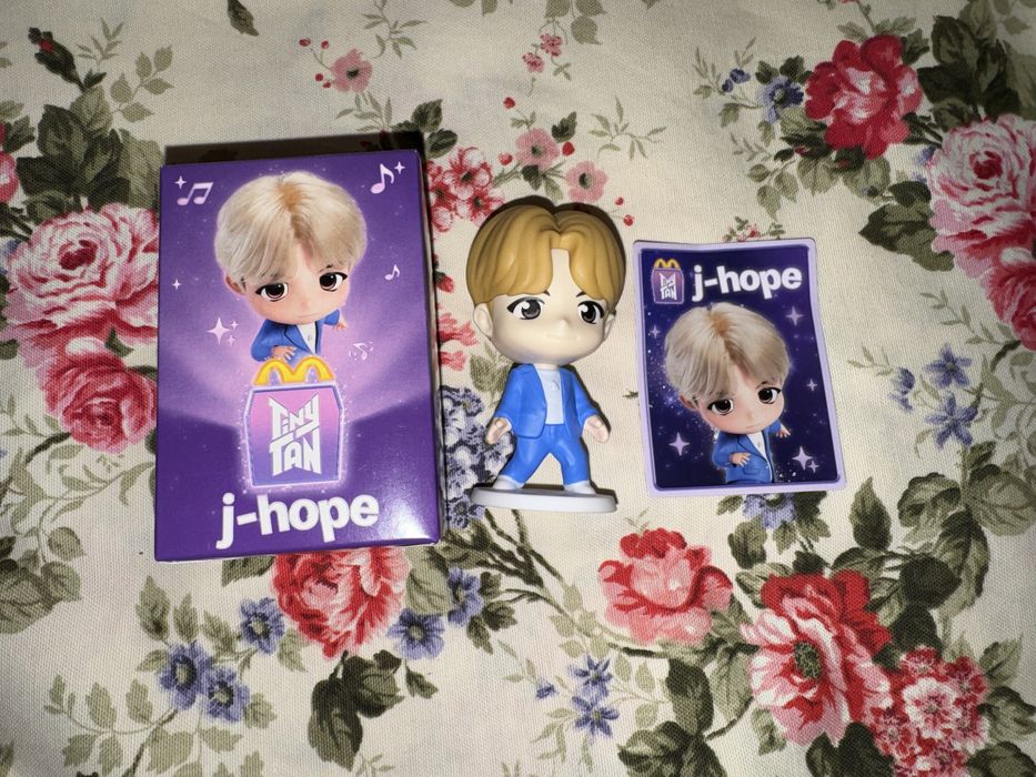 TinyTAN BTS × Mcdonalds. Happy meal TinyTAN BTS Mcdonalds БТС