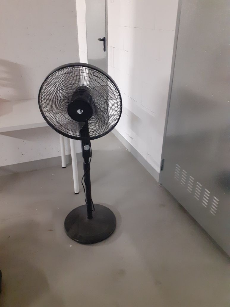 Wentylator stojący