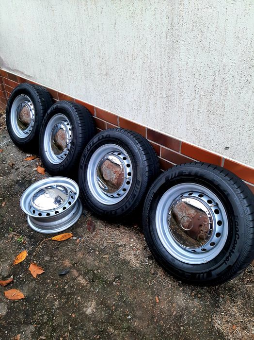 Колеса , диски безкамерные под хром колпак ВАЗ 2101 ,02 ,03 , 06 ,011