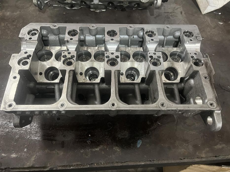 Гбц 1.9 ТДІ  насос форсунка