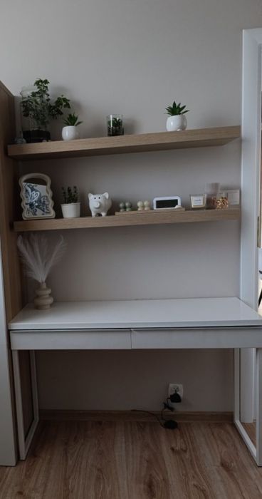 Zestaw mebli, biurko półki szafka wisząca krzesło IKEA