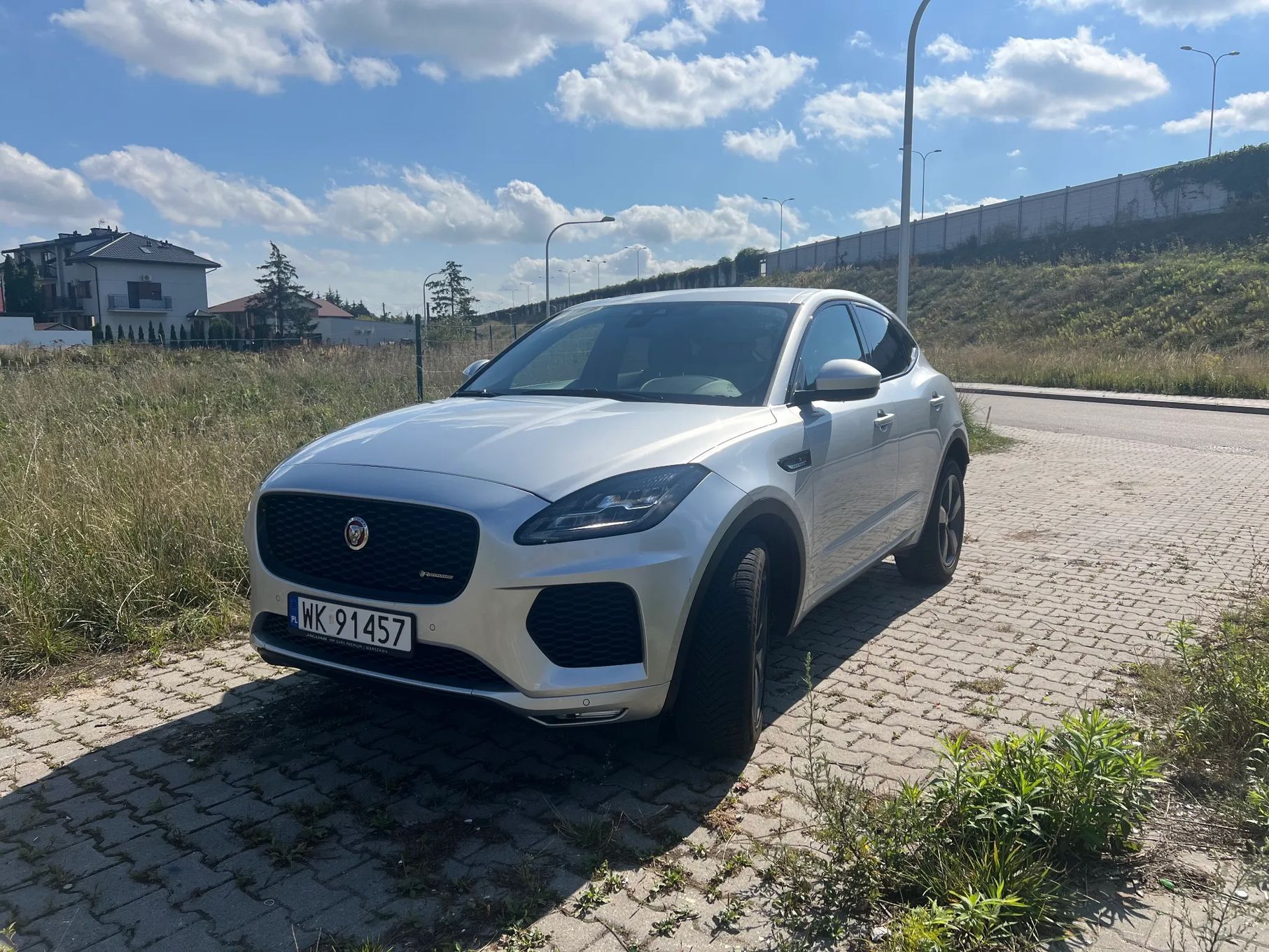 Jaguar E-Pace Jaguar E-Pace 2.0 i4D AWD R-Dynamic S, Stan bardzo dobry 180KM