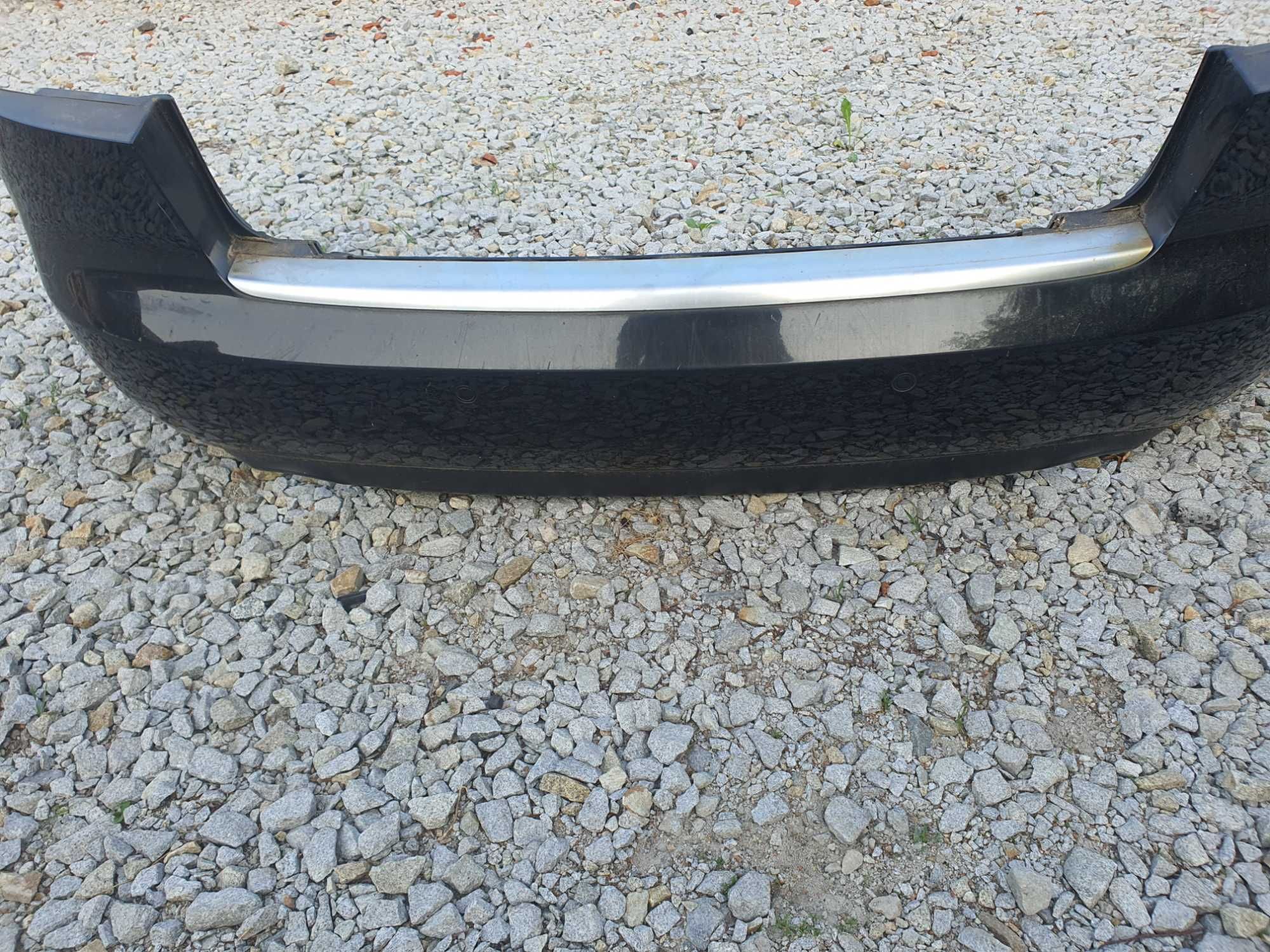Audi A4 B7 zderzak tył sedan 1,8 2,0.2,7 3,0 kolor LZ9Y 4 AL