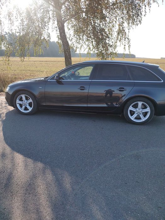 Audi a4 b8 lift kombi zadbane