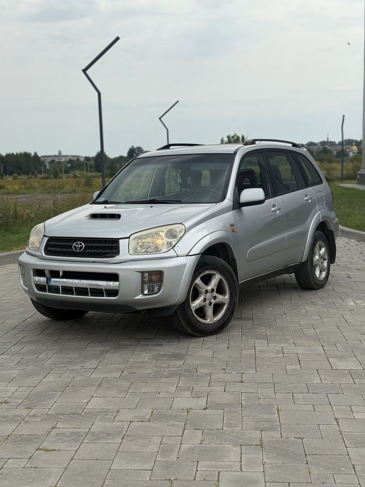 Продам Tayota Rav4 2.0TDI 4x4