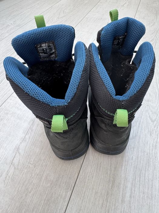 Теплі чоботи Ecco