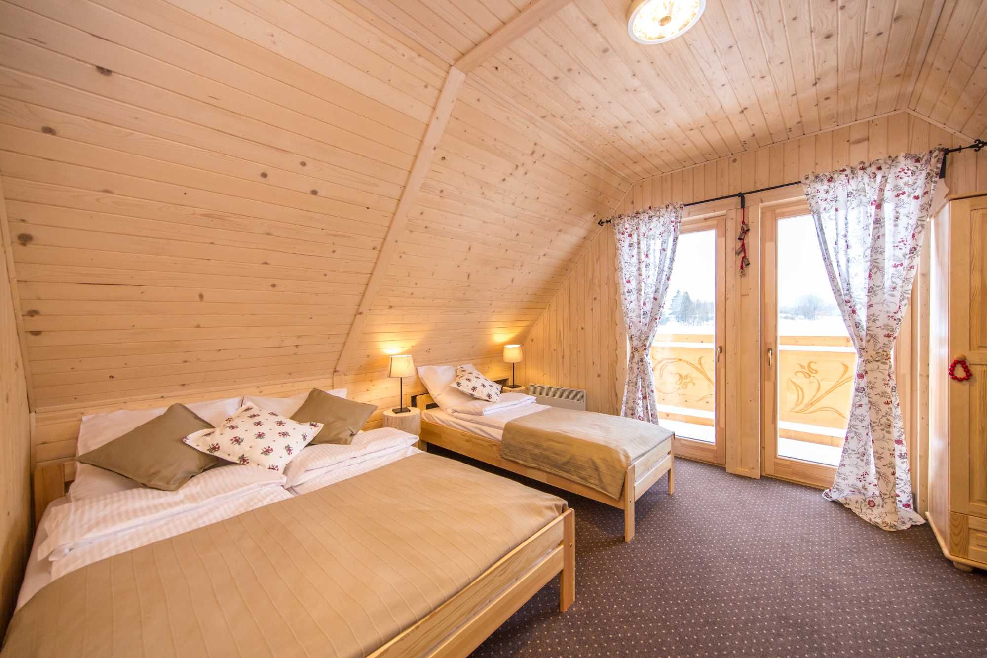 Domek do wynajęcia w górach widok blisko rzeki Białka tatrzańska Tatry