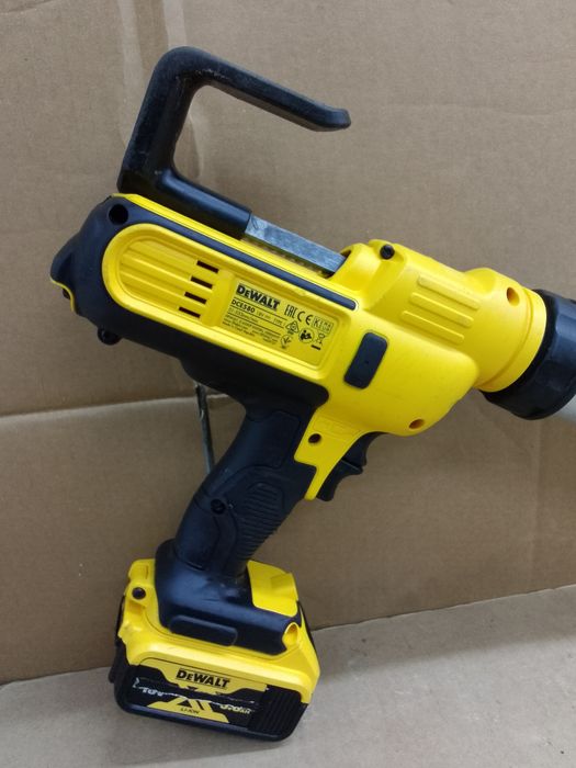 DeWalt DCE580 Silikoniarka Akumulatorowa Wyciskacz 18V 5.0Ah 2021r