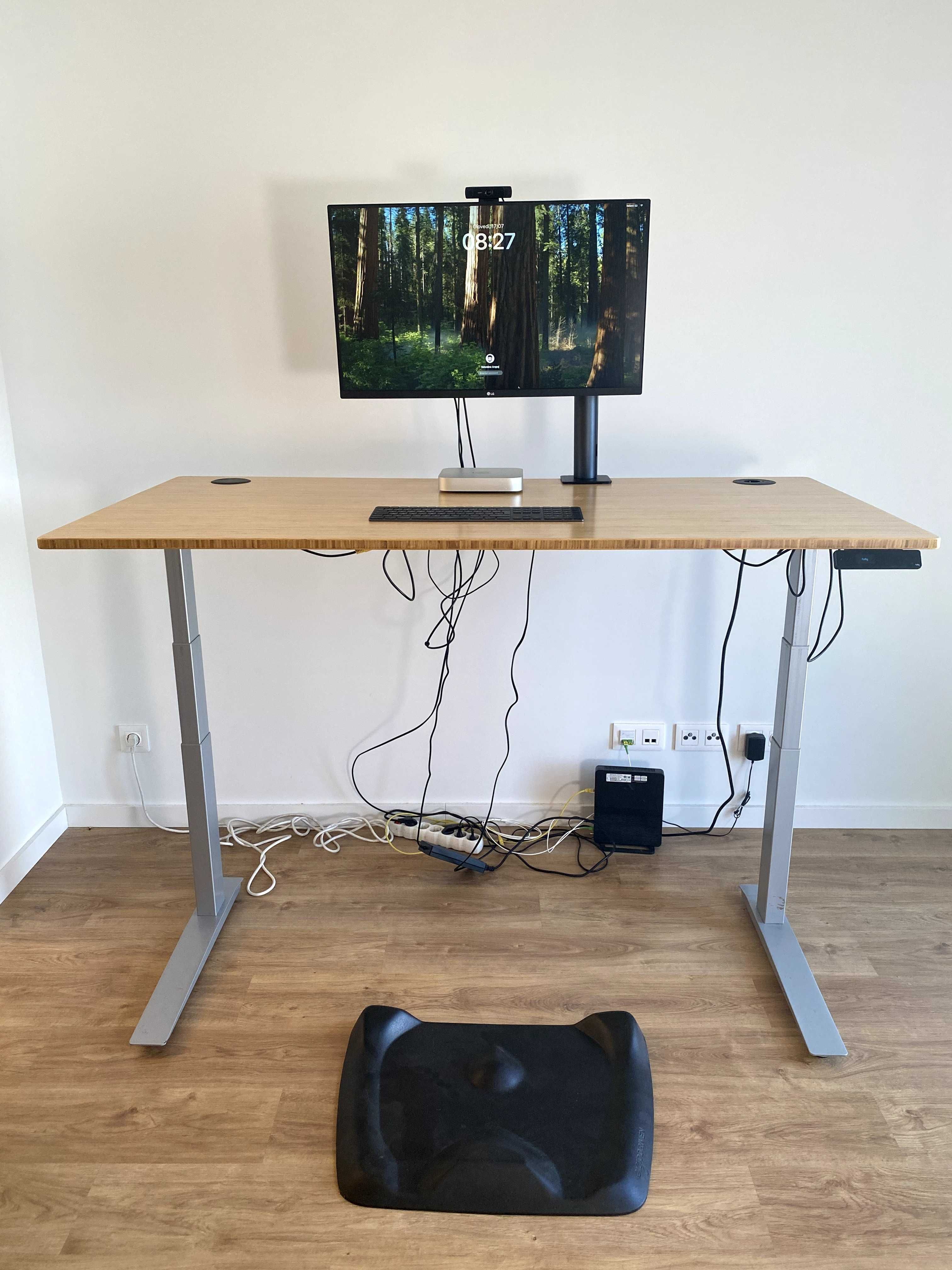 Setup Completo - Secretária Elétrica + Monitor 4K + Mac Mini M1