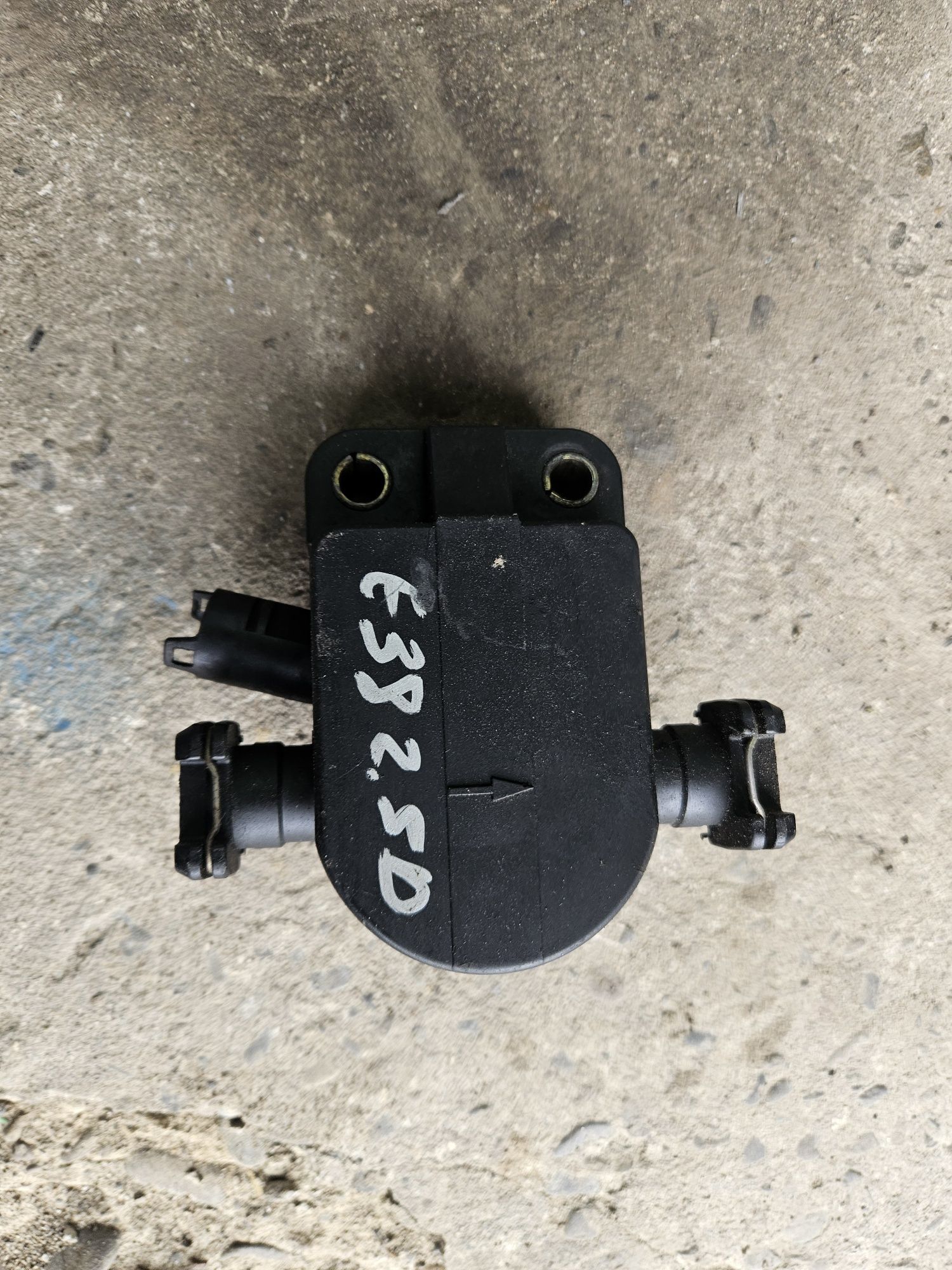 Корпус паливного фільтра БМВ Е38 Е39 Е46 2.5/3.0 дизель BMW E38 E39 46