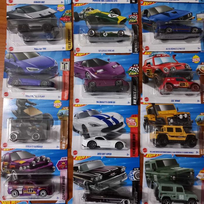 Hotwheels com 10% de desconto NOVO