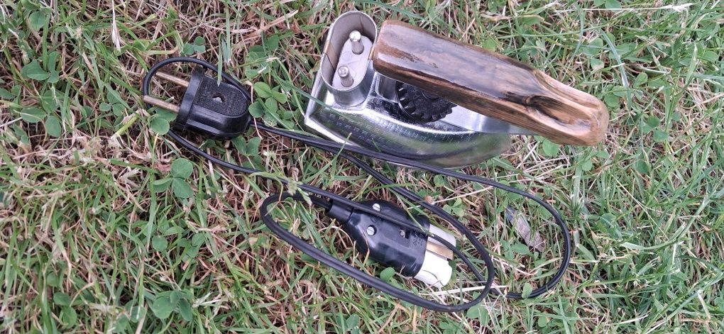 Sprzedam żelazko elektryczne