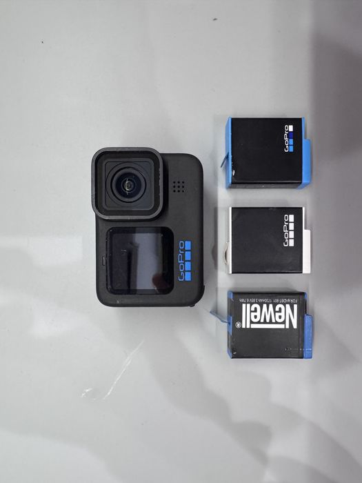 Kamera GoPro Hero 10 Black – Zestaw + akcesoria – stan bardzo dobry