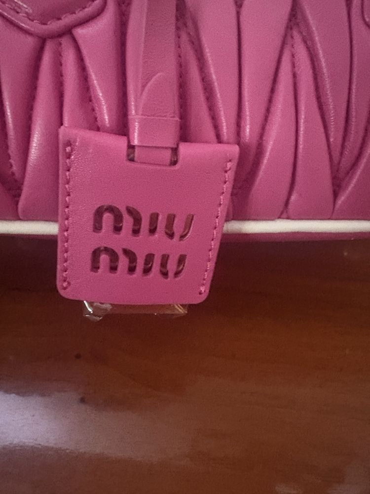 Piekna torebka skórzana miu /miu
