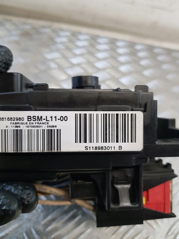 Moduł Skrzynka Bsm-l11-00 Sb Citroen C5 Ii 2.0hdi Eu