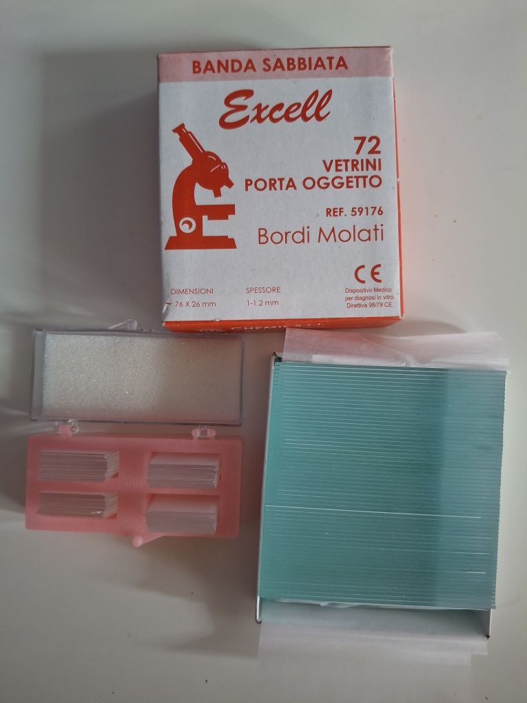 Microscópio Konus