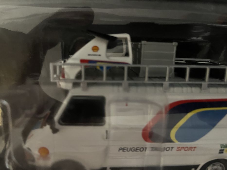 Miniaturas 1/43 e 1:72