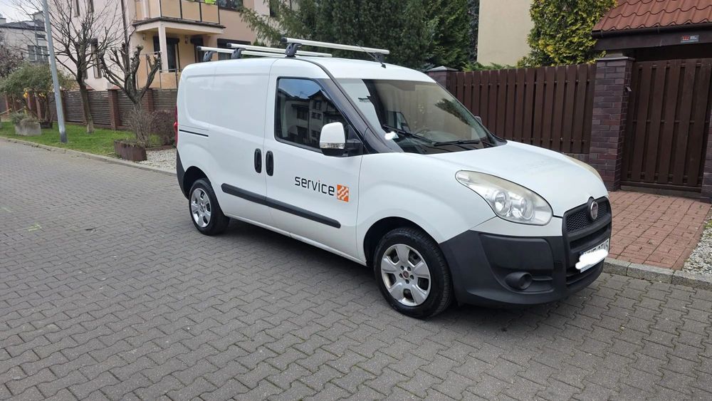 Fiat Doblo  Ładny czysty salon Polska hak ,bagażnik, klima