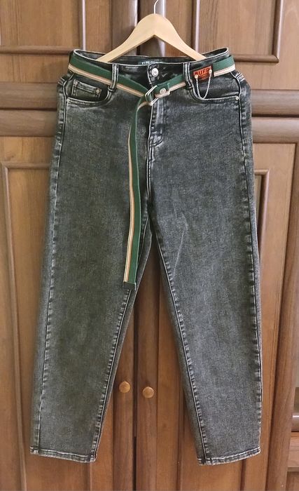 Джинси нові з ремінцем