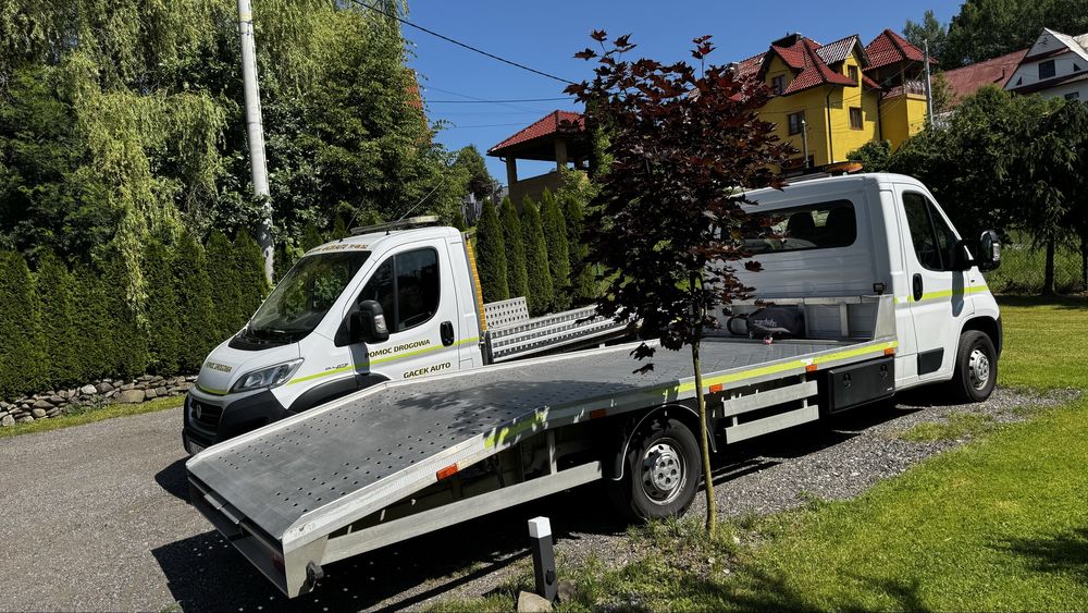 Wynajem Wypożyczalnia Autolawety Auta Laweta Bus Busa 7 Osobowy