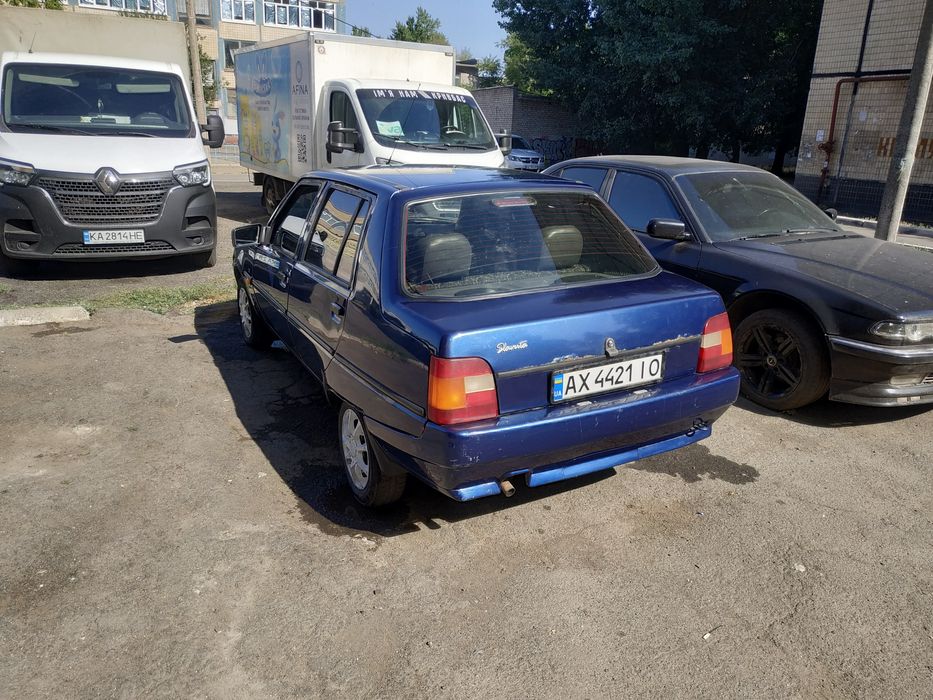 Продам Славута в неплохом состояние