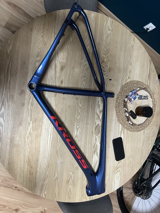 Rama Kross Level Karbon