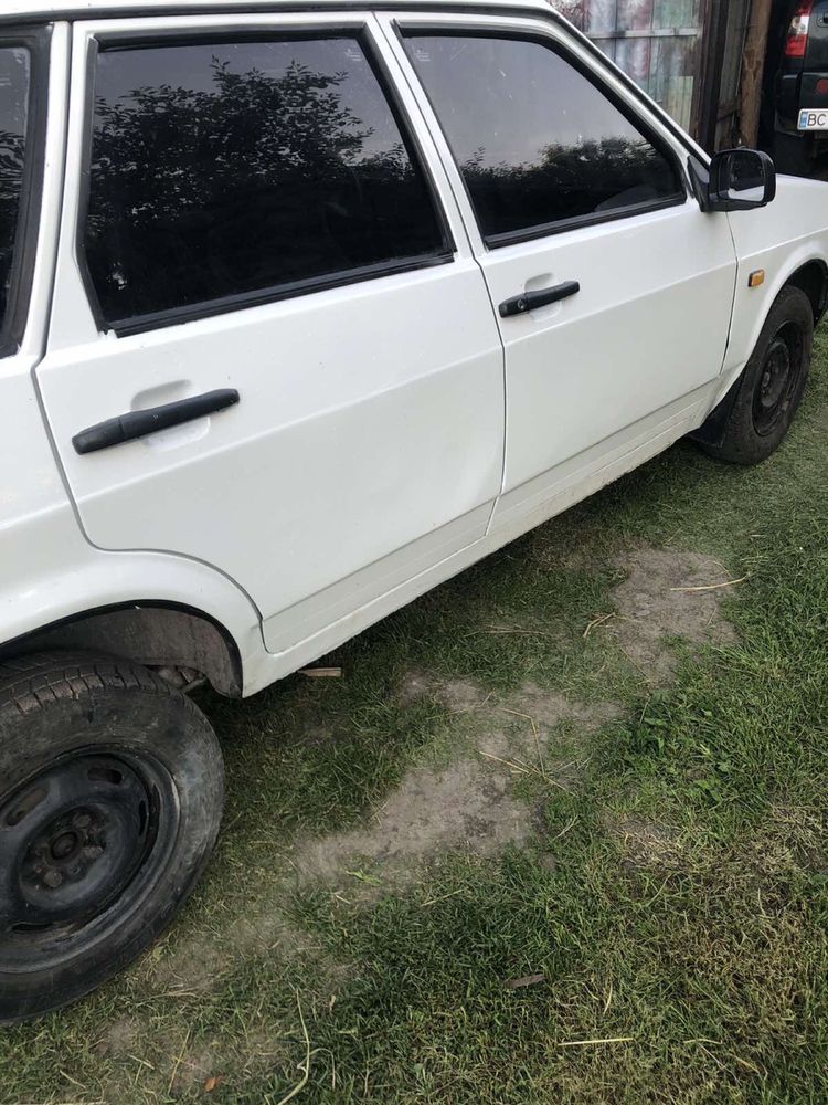 Продам авто ваз 2109