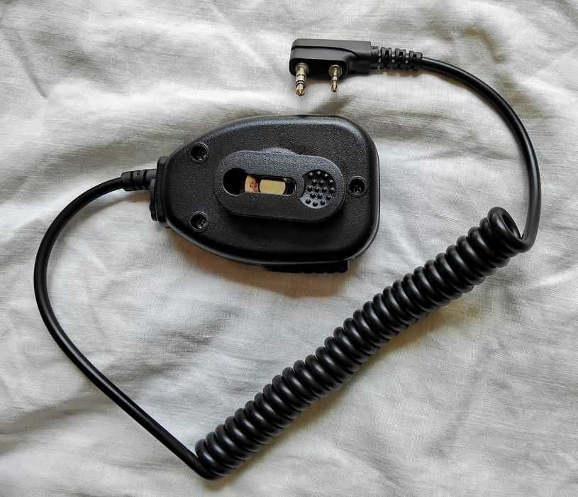 Гарнитура для раций Baofeng выносная (плечевая)