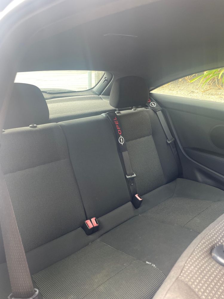Opel Astra GTC 1.9 CDTI (120cv) – 2007