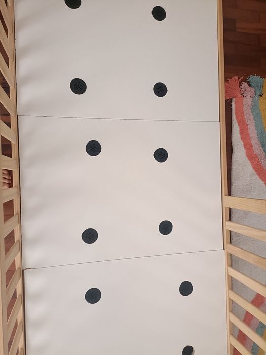 Cama Montessori em bom estado