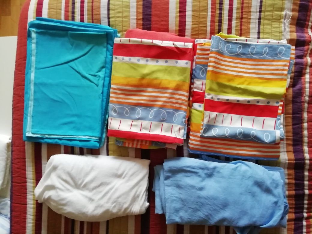 1 Edredão  1,90x1,35 com 2 capas