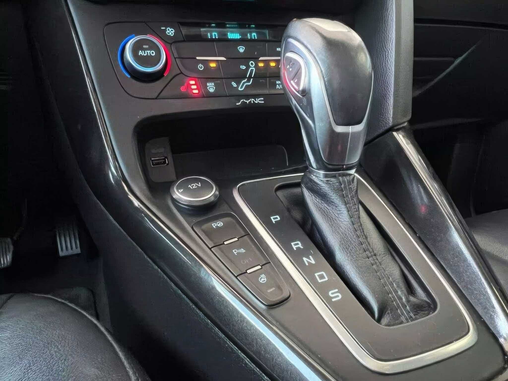 2016 Ford Focus Titanium